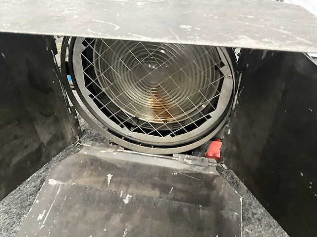 Strand studio 2 kw po spotlight (3x) - afbeelding 3 van  7