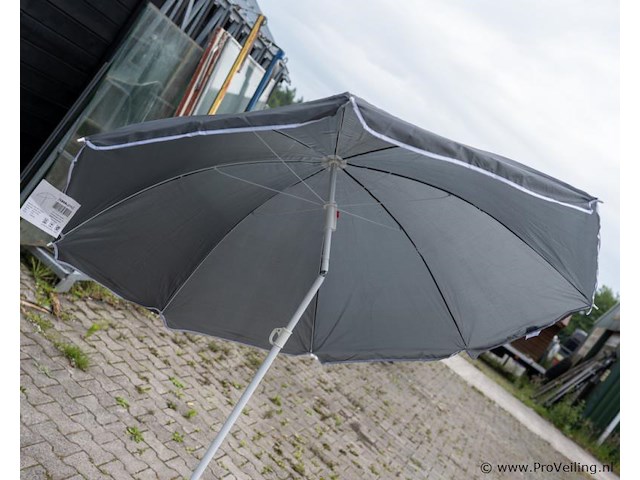 Strandparasols - afbeelding 1 van  5