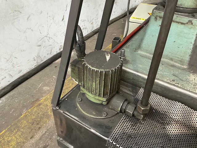 Strands - s68 - kolomboormachine - afbeelding 3 van  5