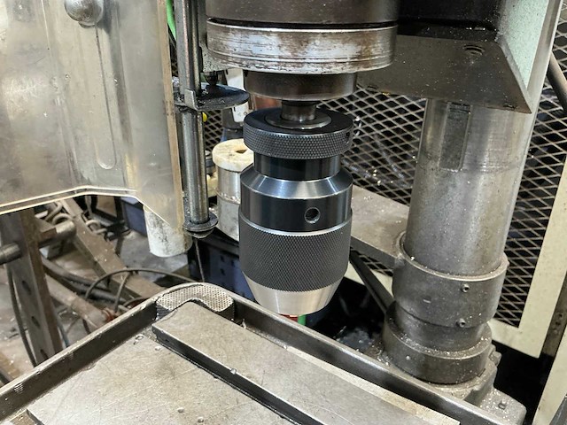 Strands s68 kolomboormachine met taparm - afbeelding 8 van  10