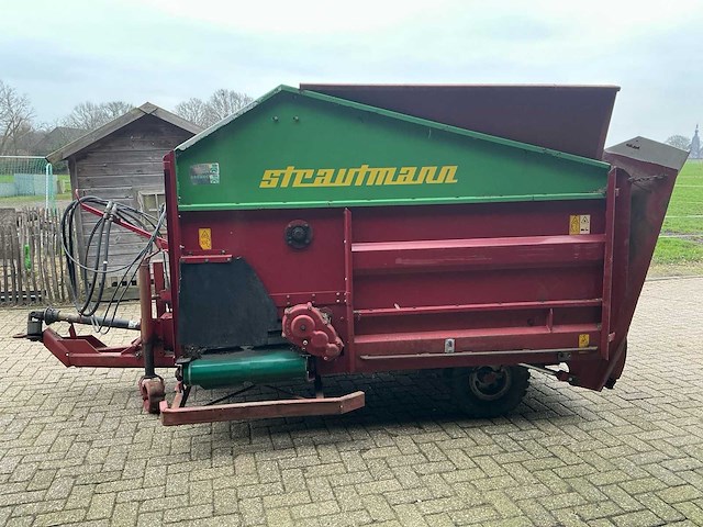 Straumann bvw voerdoseerwagen - afbeelding 12 van  25