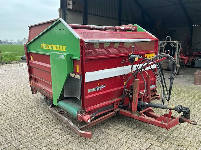 Straumann bvw voerdoseerwagen - afbeelding 23 van  25