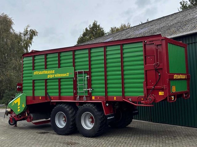 Strautmann giga vitesse 4 plus opraapwagen - afbeelding 3 van  12