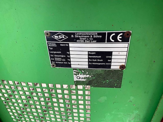 Strautmann hydrofox hk3 plus blokkensnijder - afbeelding 3 van  11