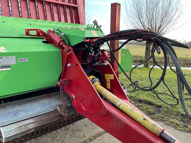 Strautmann super-vitesse 3401 opraapwagen - afbeelding 5 van  15