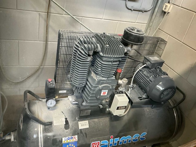 Striebig - 2018 - 6224 - verticale platenzaag - afbeelding 36 van  44