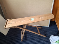 Strijkplank hout - afbeelding 2 van  3