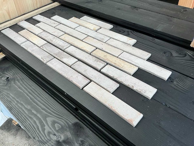 Ströher 10 pallets steenstrips keramiek - afbeelding 1 van  5