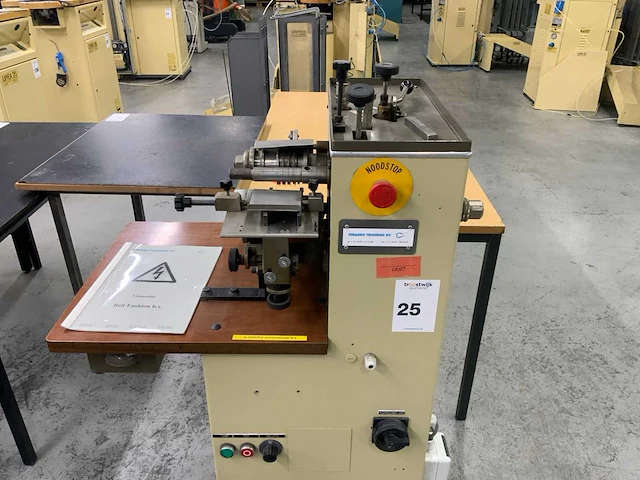 Stroken snijmachine 1cm straps / firanko techniek b.v. - afbeelding 3 van  7