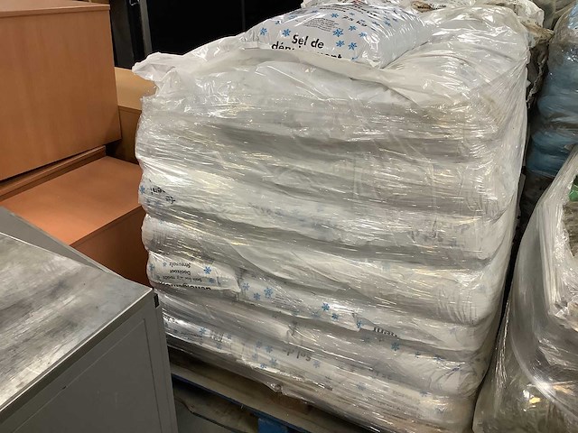 Strooizout 25 kg (49x) - afbeelding 4 van  4