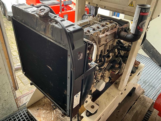 Stroomgenerator 10 kva - afbeelding 11 van  11