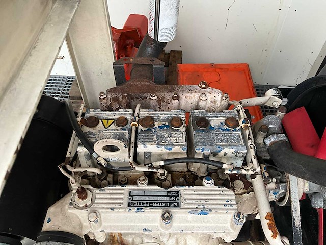 Stroomgenerator 10 kva - afbeelding 9 van  11