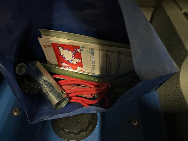 Stroomgenerator voor 230 volt laadschakelaar op schildpad - afbeelding 4 van  4