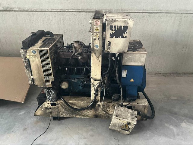 Stroomgenerator - afbeelding 1 van  7