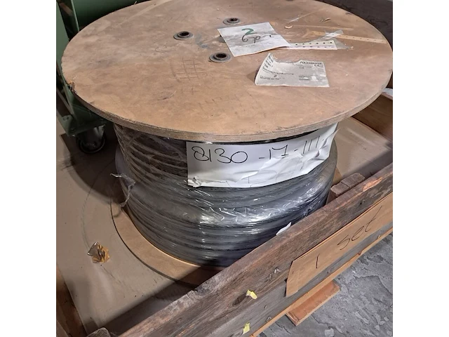 Stroomkabel op haspel en metalen slanghaspel, o.a. h07rn-f - afbeelding 8 van  8