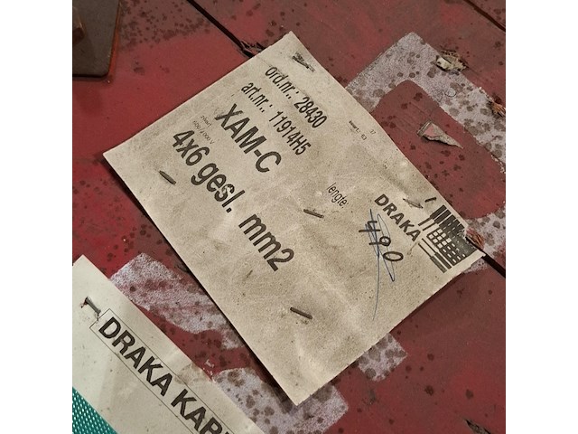 Stroomkabel op houten haspel, draka - afbeelding 5 van  8