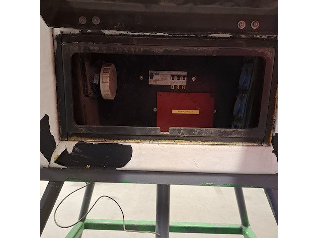 Stroomkast, bos - afbeelding 8 van  8