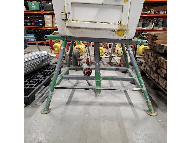 Stroomkast, bos - afbeelding 5 van  9