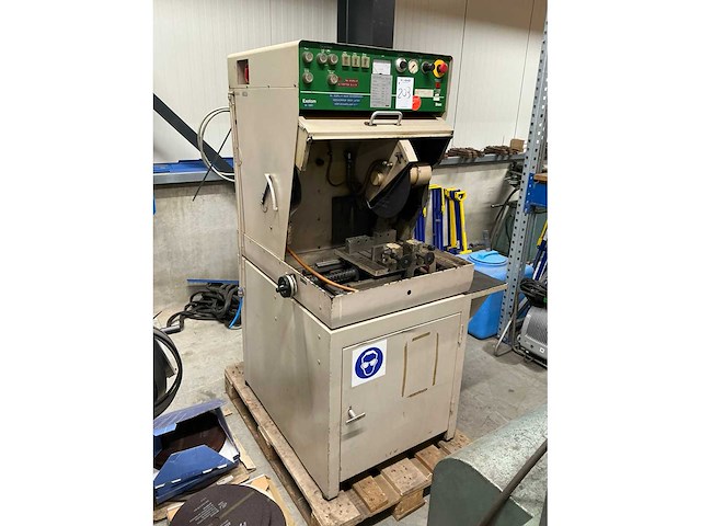 Struers exotom afkort doorslijpmachine - afbeelding 3 van  10