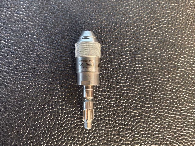 Stryker - system 6 - chirurgisch boor-/zaagsysteem - afbeelding 7 van  19