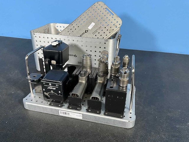 Stryker - system 6 - various medical equipment - 2014 - afbeelding 1 van  15