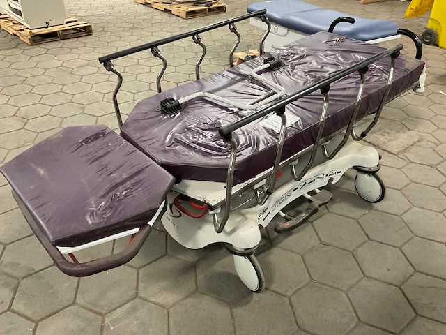 Stryker 1061 behandel tafel - afbeelding 5 van  8