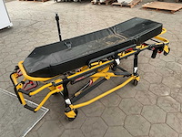 Stryker 6082 mx-pro medical litter and stretch - afbeelding 3 van  9