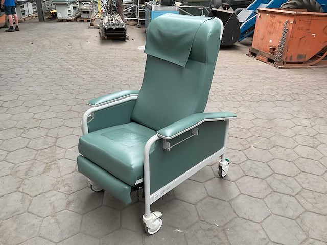 Stryker hospital chair - afbeelding 1 van  7