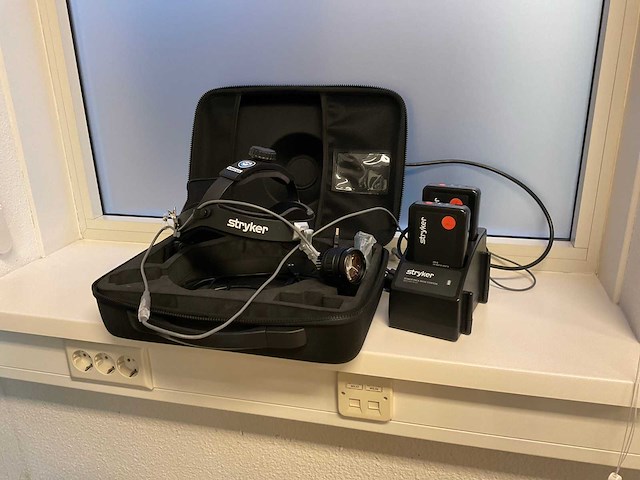 Stryker led headlight - afbeelding 1 van  4