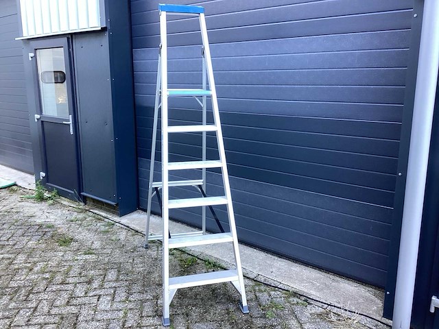 Sts trap bt6 ladder en trap - afbeelding 1 van  6