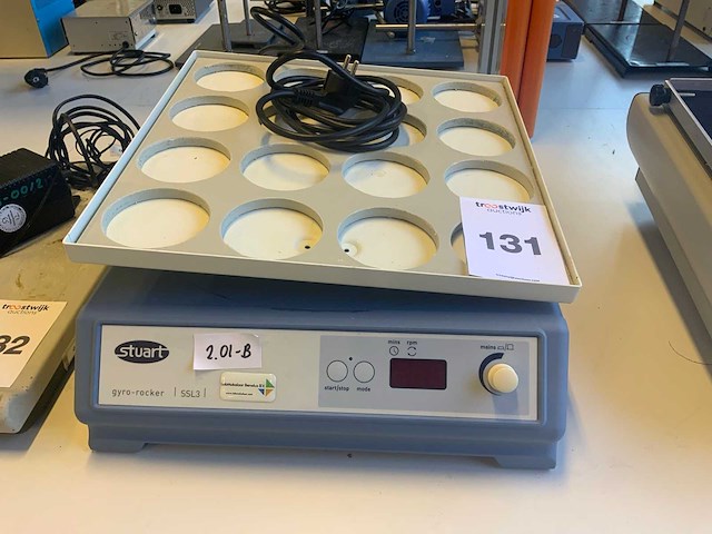 Stuart gyro - rocker ssl3 schudtafel - afbeelding 1 van  2