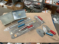 Stuc- en afwerkgereedschap (8x) - afbeelding 1 van  6