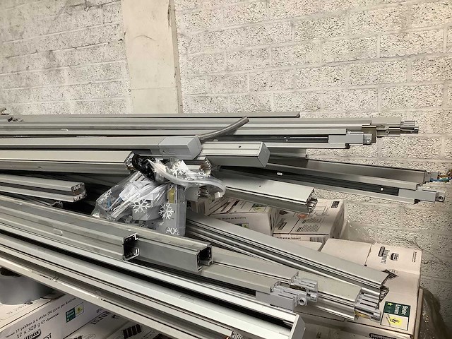 Stucchi - par spotlight (65x) - afbeelding 5 van  5