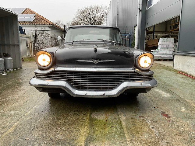 Studebaker - 1957 - sdn - personenauto - afbeelding 14 van  24