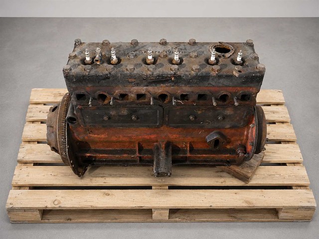 Studebaker dictator 6-cylinder engine & manual gearbox | original american classic drivetrain - afbeelding 39 van  47