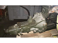 Studebaker dictator 6-cylinder engine & manual gearbox | original american classic drivetrain - afbeelding 16 van  47