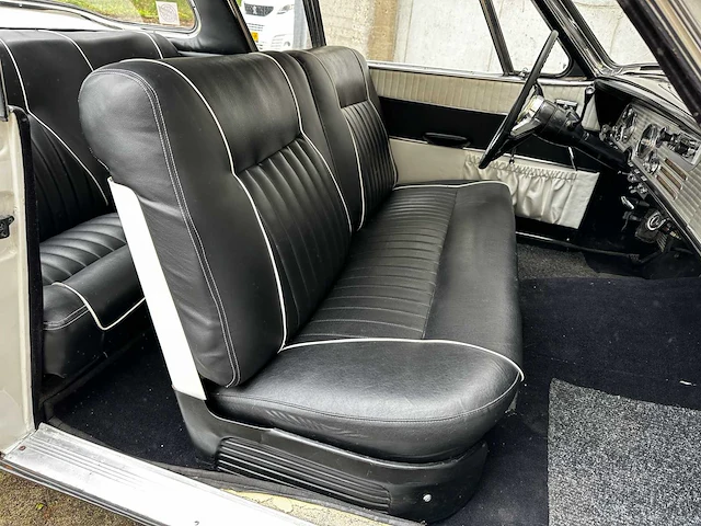 Studebaker hawk 8 4.2 v8 170pk 1956 - afbeelding 20 van  36