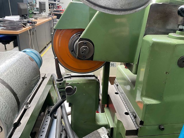 Studer s90 luchtbed profiel slijpmachine - afbeelding 12 van  12