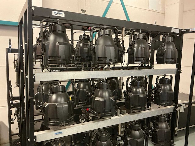 Studio beam multipar 4-bar spotlight (8x) - afbeelding 2 van  5