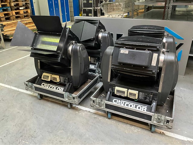 Studio due citycolor 2500 wash moving lights (4x) - afbeelding 1 van  5