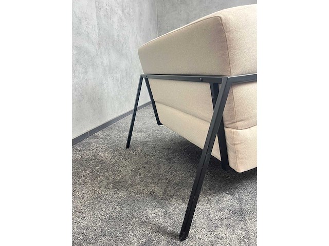 Studio henk co - design fauteuil met bijzettafel - afbeelding 8 van  10