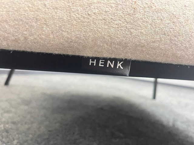 Studio henk co - design fauteuil met bijzettafel - afbeelding 7 van  10