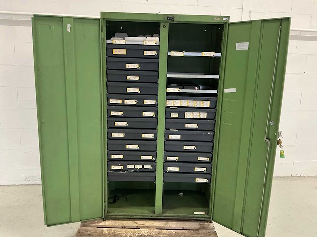 Stumper metallwaren serie 3000 kast - afbeelding 1 van  5