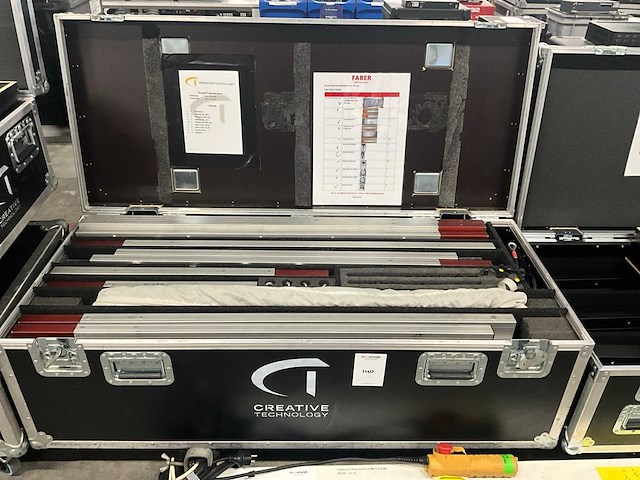 Stumpfl projectiescherm 820x470 - afbeelding 1 van  4