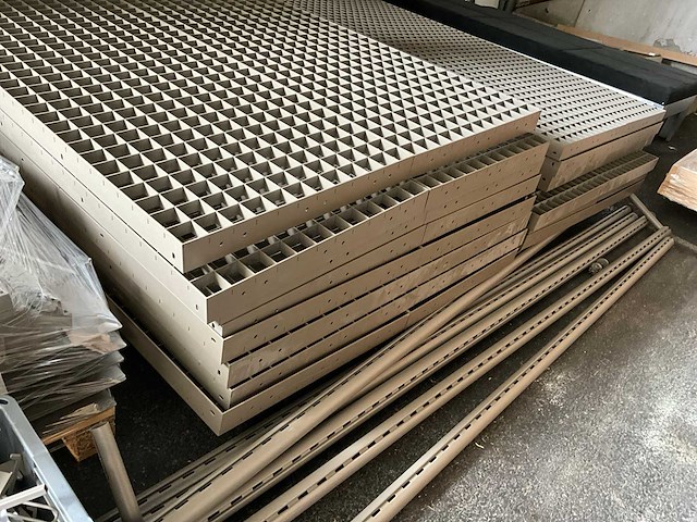 Style’n’store partij winkel inrichting - afbeelding 3 van  9