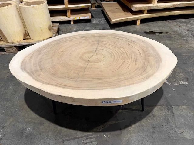 Suar boomstam salontafel 130/100 cm - afbeelding 3 van  5