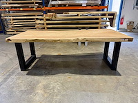 Suar boomstam tafel 240 cm. - afbeelding 2 van  3