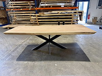 Suar boomstam tafel 240 cm. - afbeelding 1 van  3