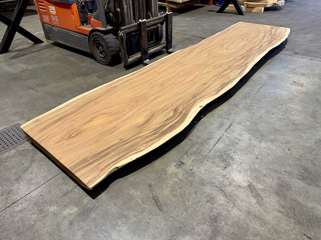 Suar boomstam tafel 400 cm. - afbeelding 2 van  4