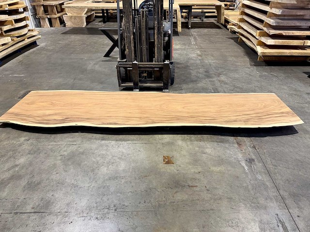 Suar boomstam tafel 400 cm. - afbeelding 4 van  4